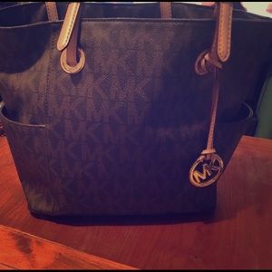 Used Michael lots tote, minor scratches
